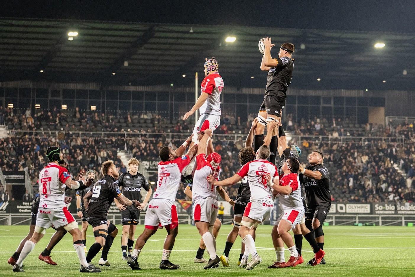 L’Orange Vélodrome en version rugby peut accueillir plus de 60000 spectateurs. Image