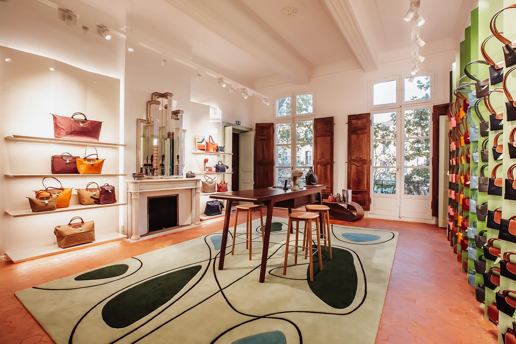 La boutique dévoile une atmosphère cosy. ©Longchamp Image