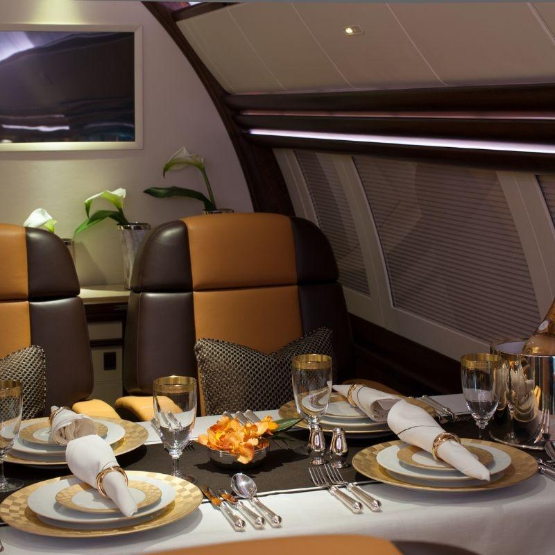 @DR Intérieurs d'avions privés ou de yachts, résidences de luxe...Daniela Boutsen mène tous ses projets avec une équipe composée à 80 % de femmes. Image