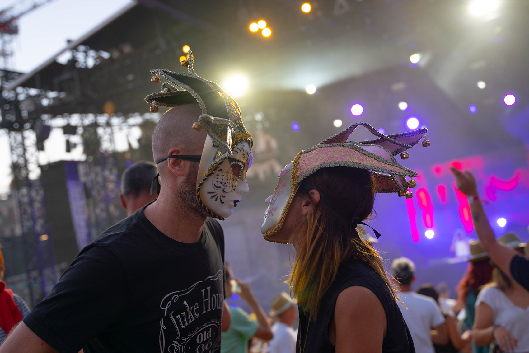 Le carnaval passé, place aux lives survoltés.© Arnaud Begue Image