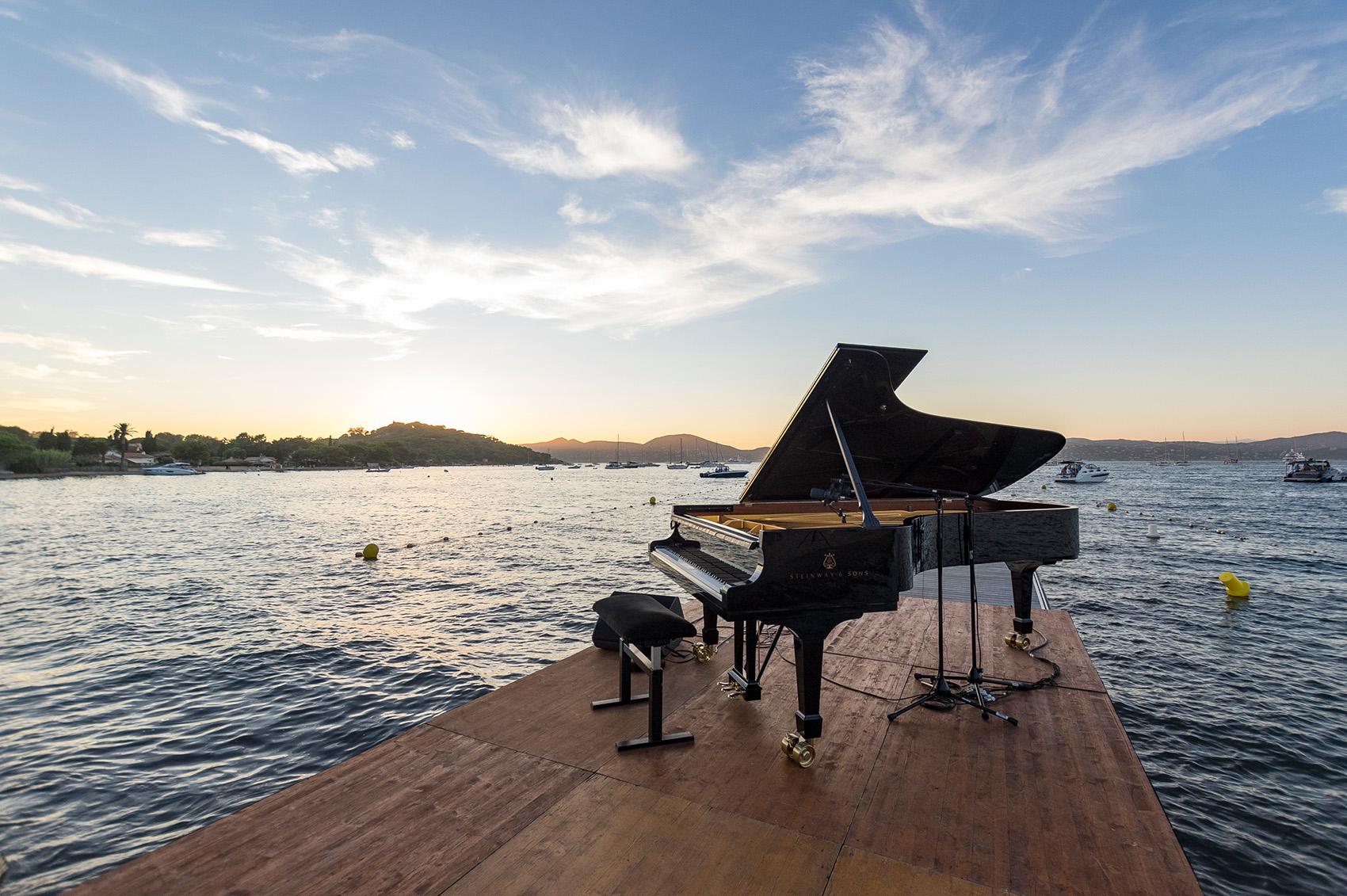 Du théâtre, du jazz et de la musique classique au château de la Moutte mais aussi à la plage des Cannebiers avec du Piano sous la lune le 7 août. Image