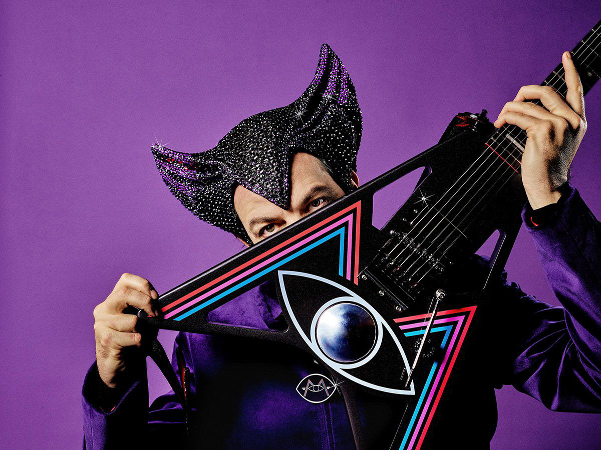 Le guitariste rock Matthieu Chedid. © Yann Orhan Image