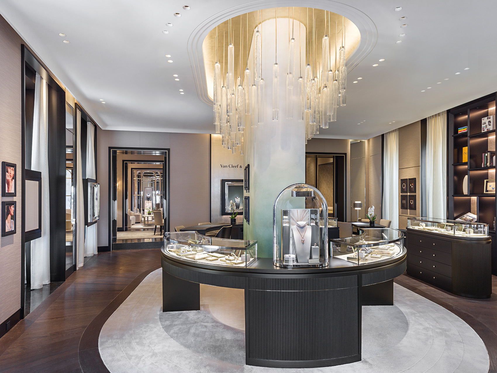 © Kristen Pelou Image