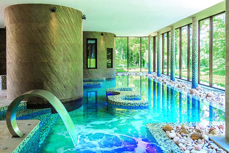 ChAteau_de_Massillan_Spa_Bio_Bassin_Virginie_Ovessian.jpg