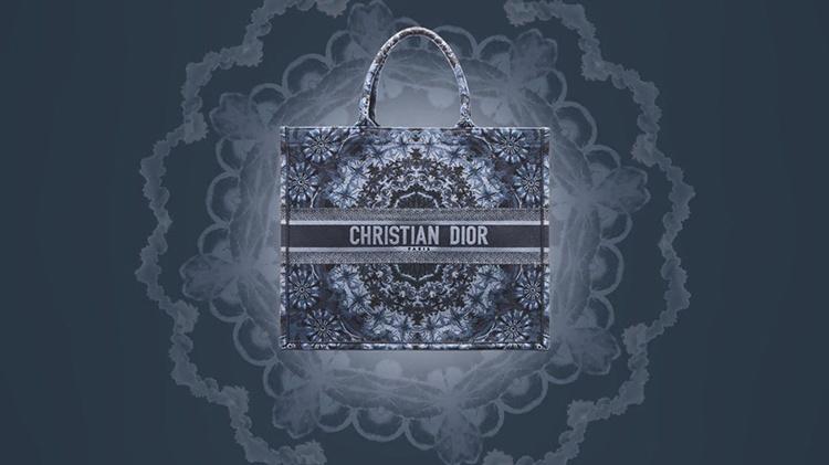 Dior_book-tote-kaleidiorscopique.jpg