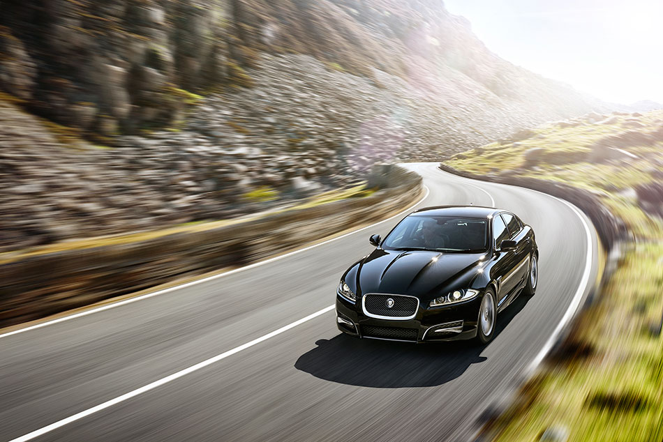 Jaguar-XF-R-Sport