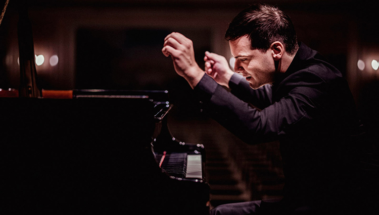 Orchestre_Cannes_F_Piemontesi_3.jpg
