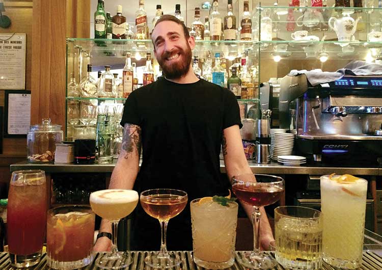 cocktails au Petit Saint Louis