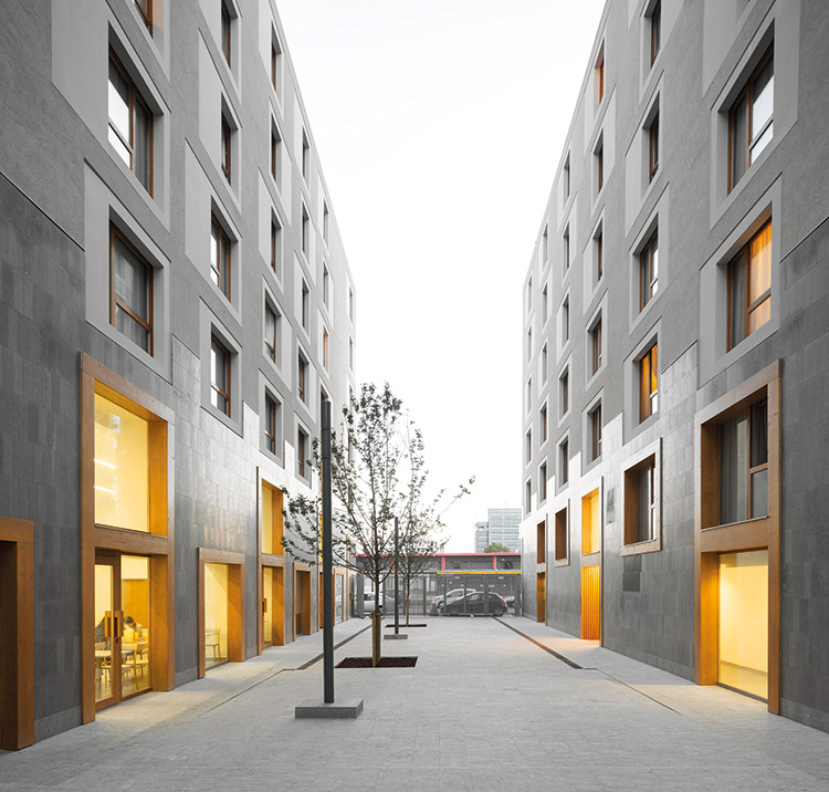 collectif01-marsoct-