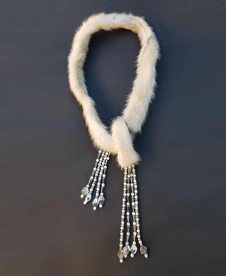 les visons de B collier