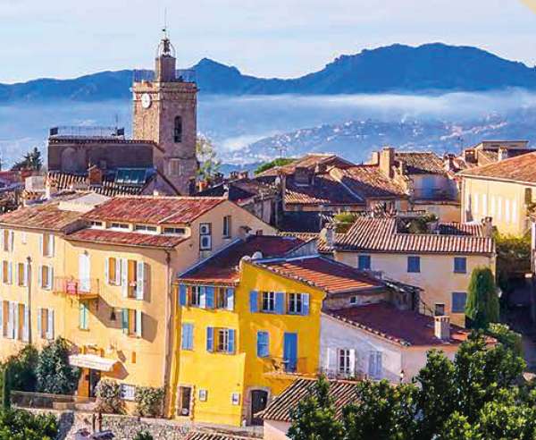 Participez à « La Journée Libanaise » dans le vieux village de Mougins avec Franck et Danièle Dubosc, ce dimanche 1er août