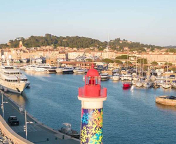 Explorez les œuvres de Miguel Chevalier sur le phare de Saint-Tropez et à la Galerie Pieters