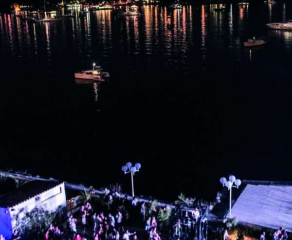 Revivez le festival La Crème à Villefranche-sur-Mer avant la rentrée