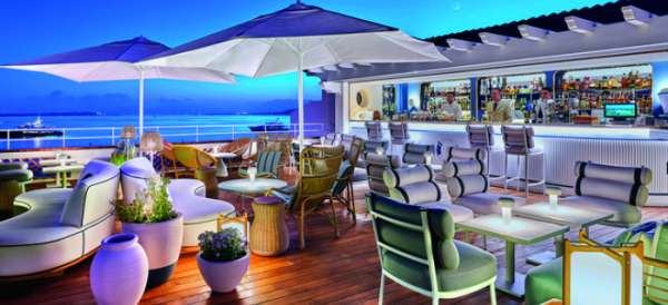 Savourer un cocktail inédit à l’Eden-Roc Lounge