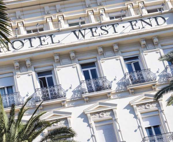 Prenez un verre au Mezza Bar de l’Hôtel West End, la terrasse la plus intimiste de Nice