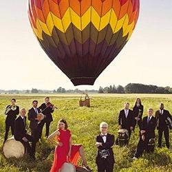 PINK MARTINI