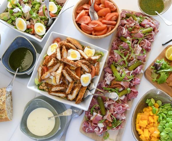 Mêlez goûter, café, brunch et shopping au Bella Bay à Nice