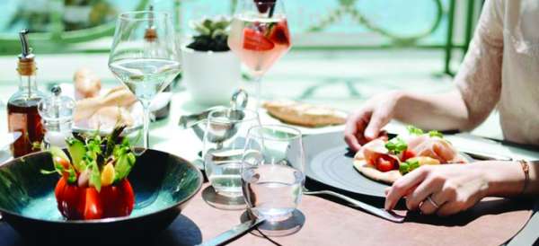 Un brunch plein soleil au Hyatt Regency Palais de la Méditerranée