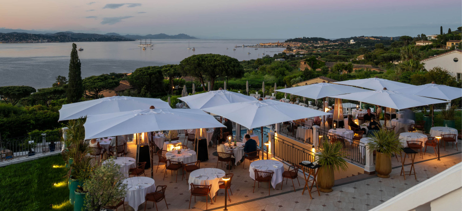 Le Club l’Indochine, restaurant de l’Althoff Villa Belrose à Gassin