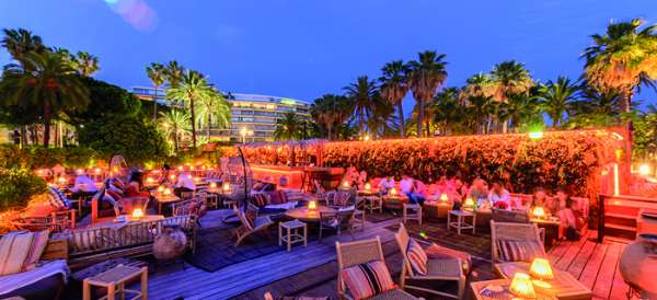 Voir Cannes d’en haut au Cloud Nine by Bâoli
