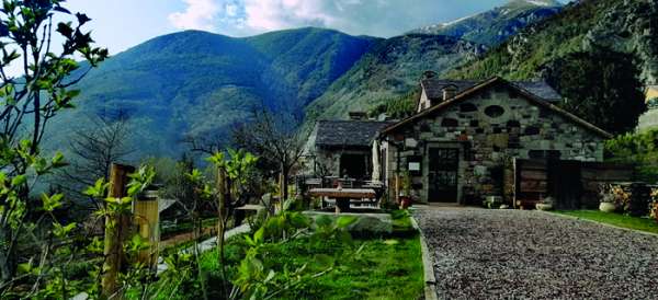 Déconnecter à l’Auberge de la Roche dans les hauteurs niçoises