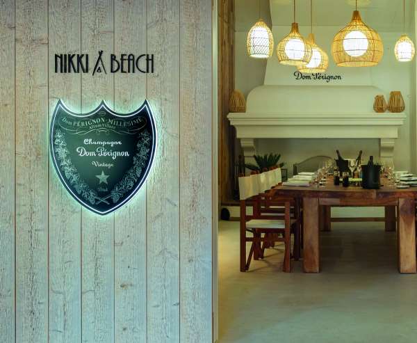 Vivez une expérience inédite « Accord mets et champagne » dans le nouveau Salon Dom Pérignon de Nikki Beach Saint-Tropez