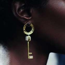 Sortez la quincaillerie !